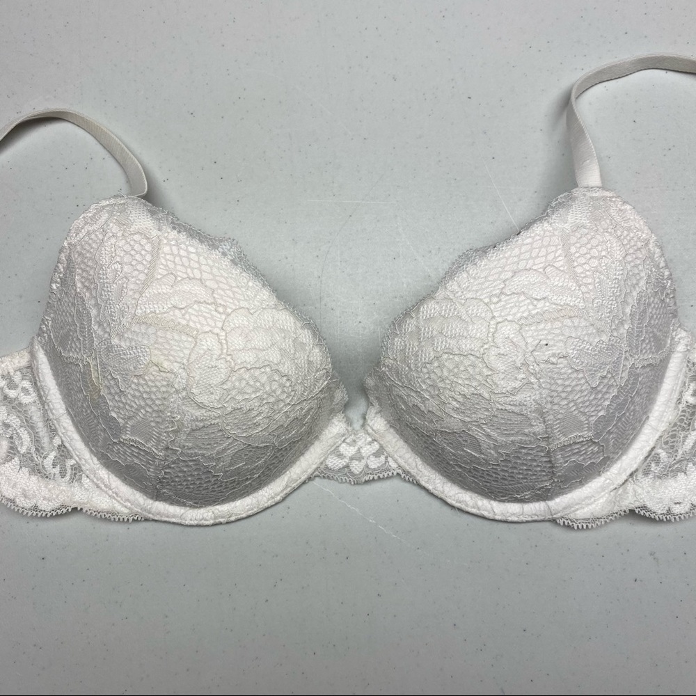LS WHT Lace "obsession" Demi Pushup, 32C. *P1066